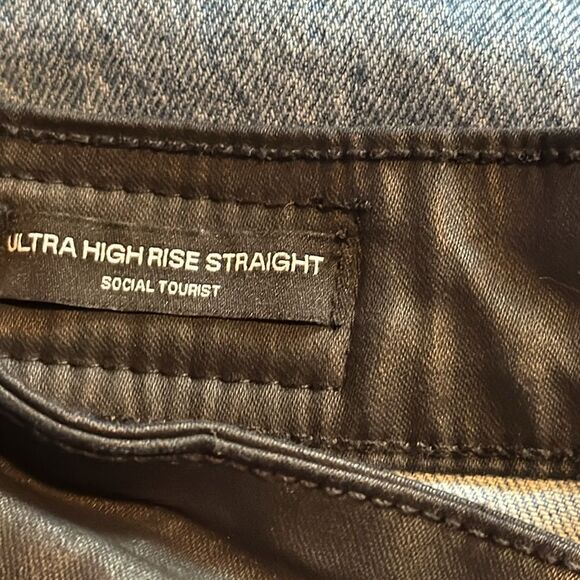 Abercrombie and Fitch SOCIAL TOURIST jeans- size 9R—29 - Picture 7 of 8